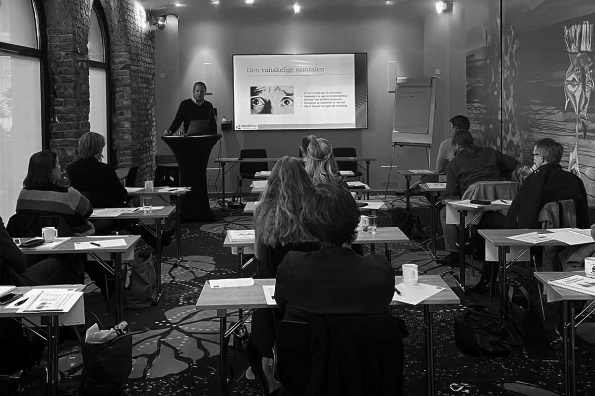 Seminar om vanskelige samtaler i klasserom.